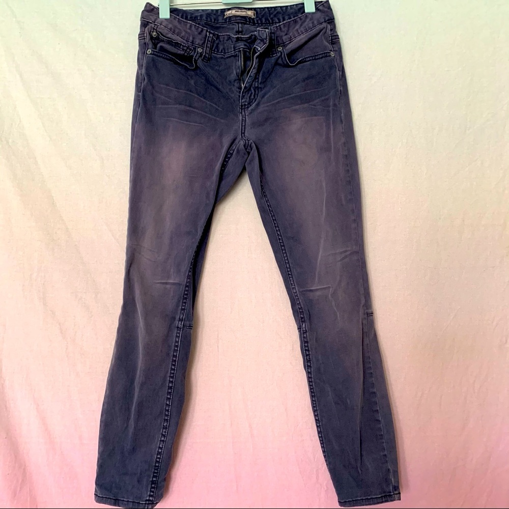Blue skinny’s